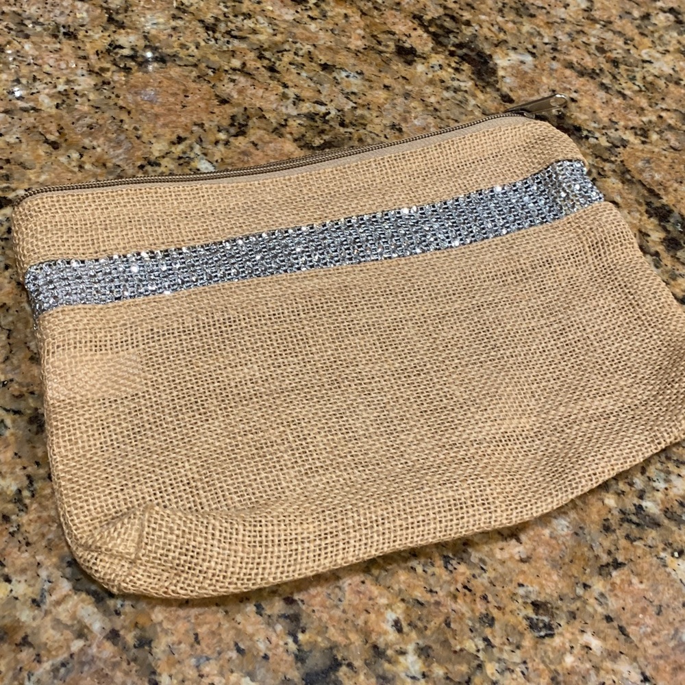 Elegant Tan Clutch with Silver Accent and crystals, real linen, brand new,must❤️ - Picture 8 of 10